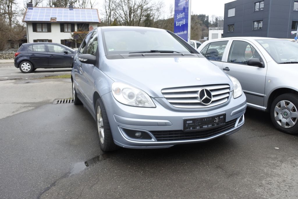 Angebot ansehen Mercedes-Benz B 200