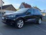 Volkswagen Touareg V6 TDI BMT/R-Line/PANO/KAM 360°/Stadheiz - Volkswagen Touareg aus 2012: TDI