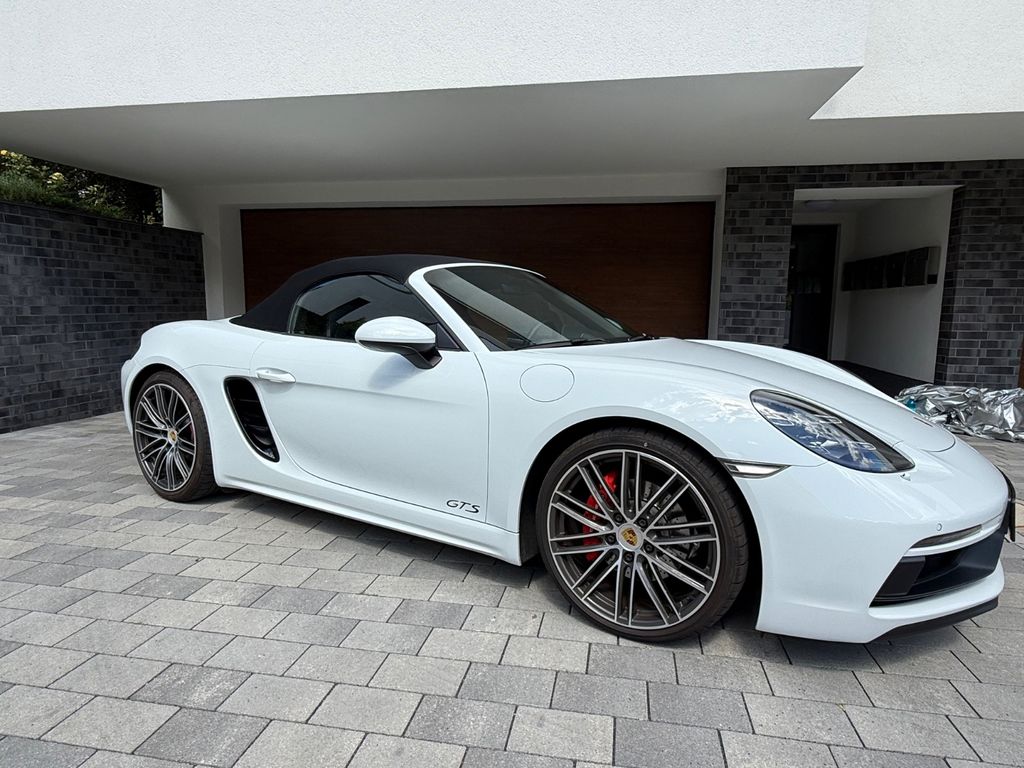 Image of Porsche Boxster