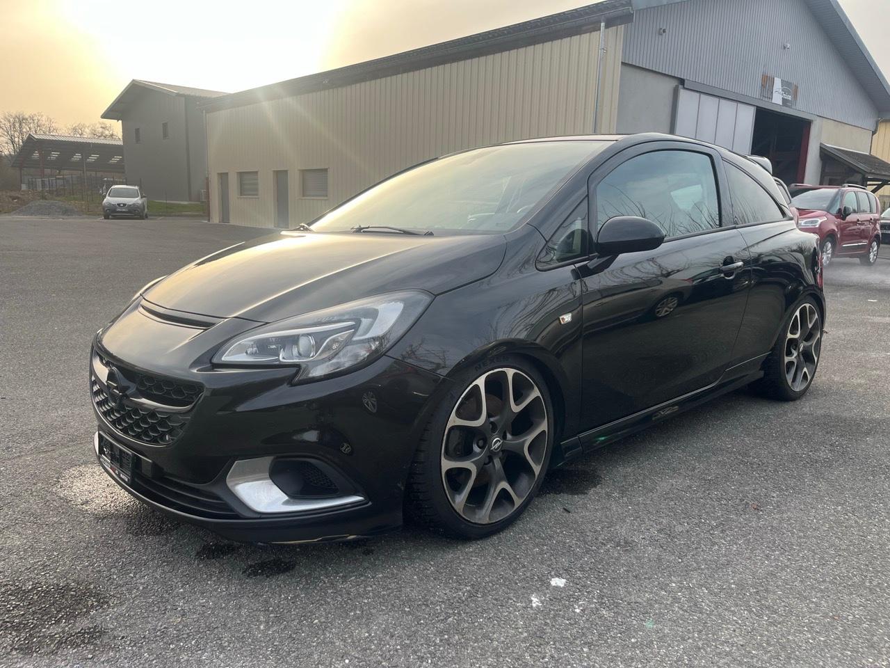 Opel Corsa 1.6 Turbo OPC