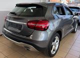 Mercedes-Benz GLA 220 d CDI 4Matic LED Kamera Tempo Navi AHK A - mit Diesel-Antrieb: Grau, Teilleder