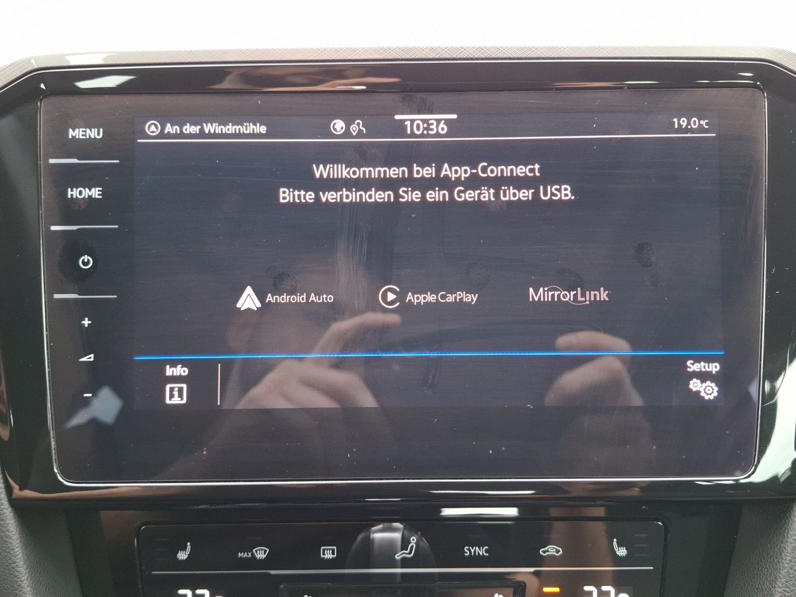 Fahrzeugabbildung Volkswagen Passat Variant TDI Business DSG Matrix Navi AID