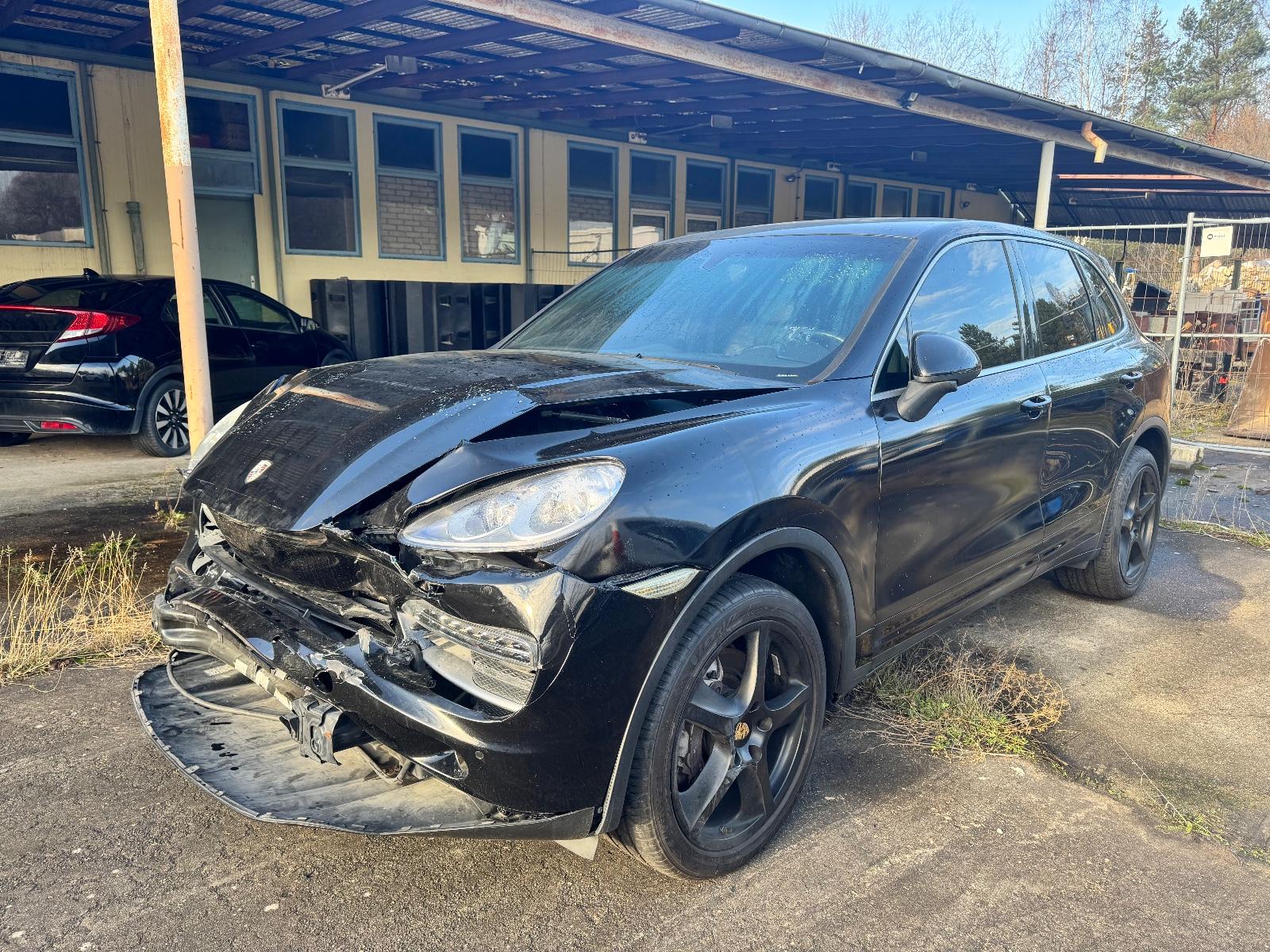 Porsche Cayenne Platinum Edition Tiptronic