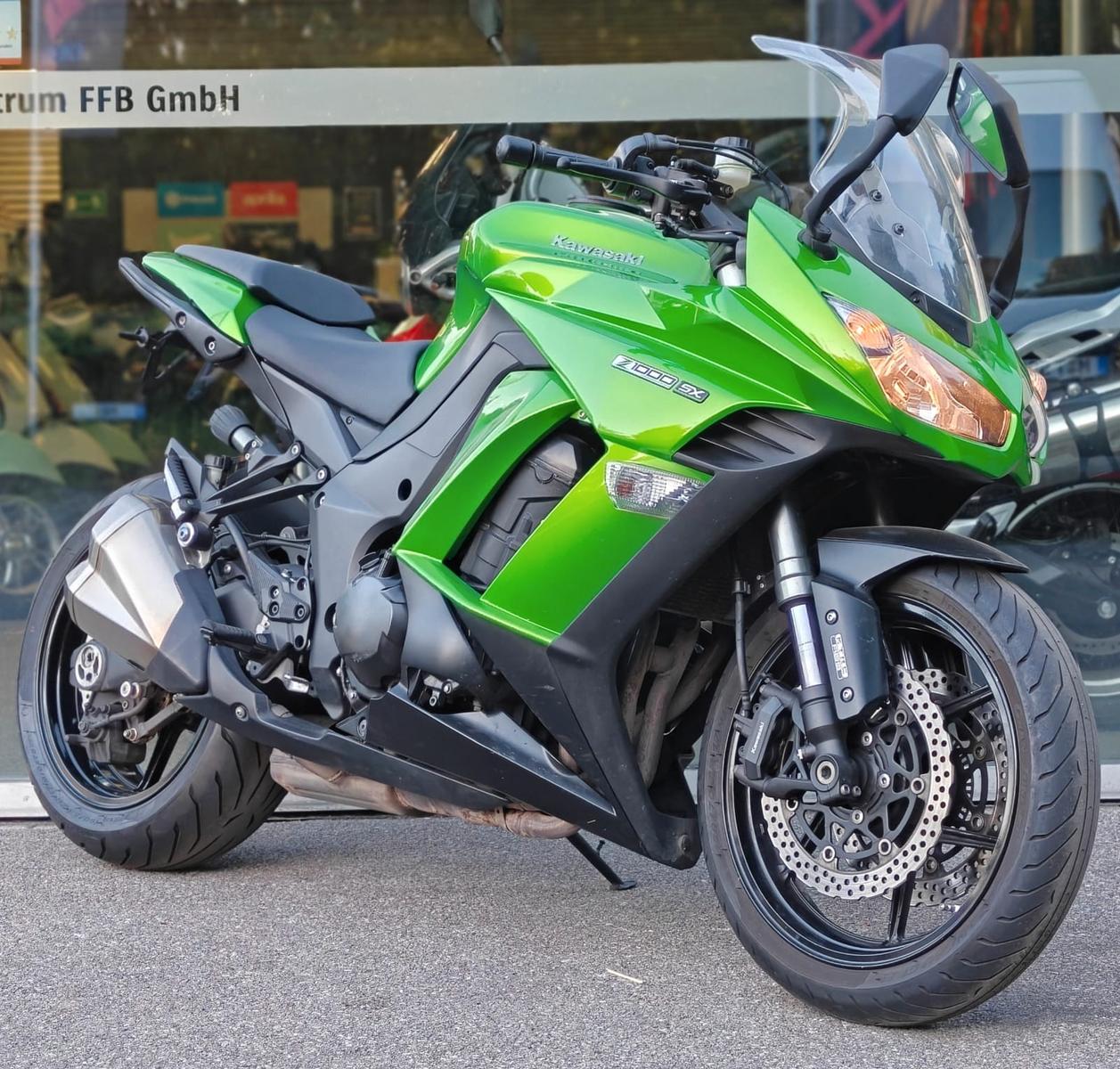 Kawasaki Z1000SX, Kurzer Kennnzeichenträger