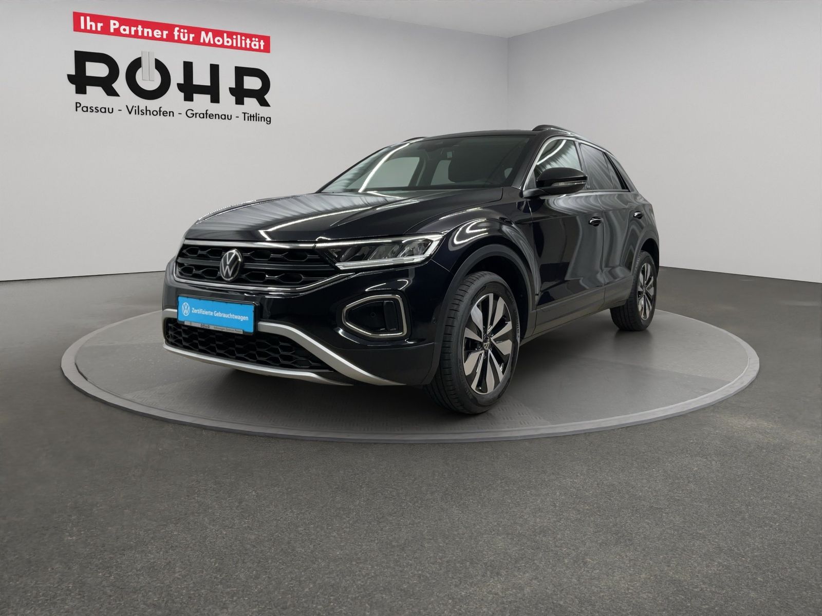 Volkswagen T-Roc Move 1.0 TSI ACC Kam. LED PDC SHZ Alu foto 1
