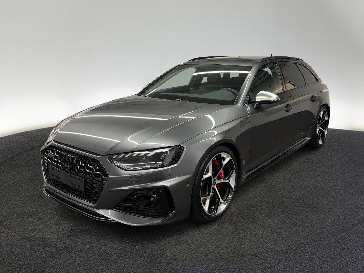 Audi RS4 - Bild 2
