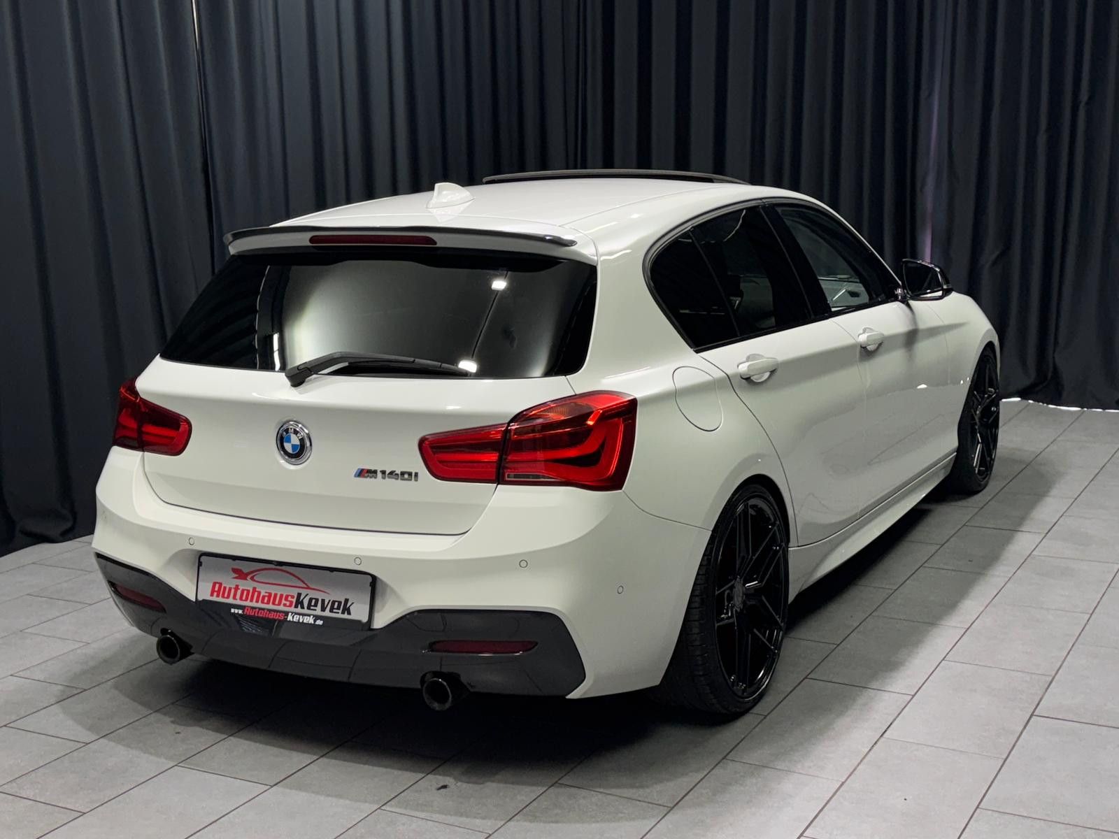 Fahrzeugabbildung BMW M140I Limo|H&K|PANO|MEMORY|KAMERA