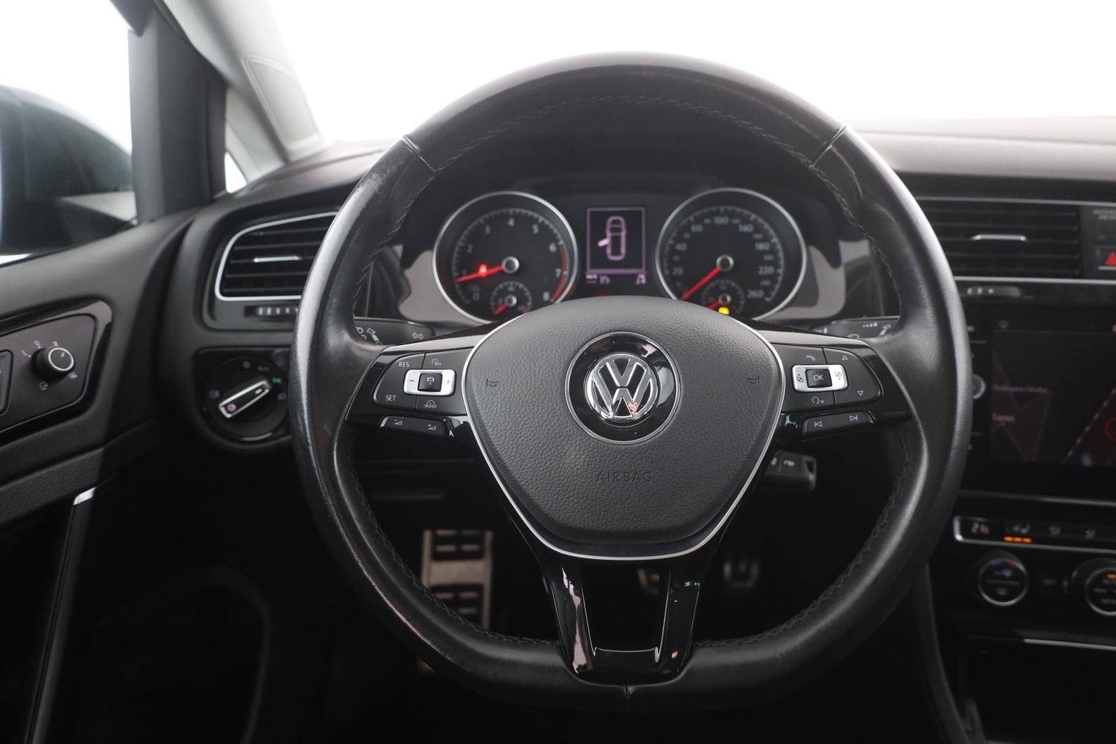 Volkswagen Golf VII Variant 1.4 TSI Sound LED Navi ACC PDC