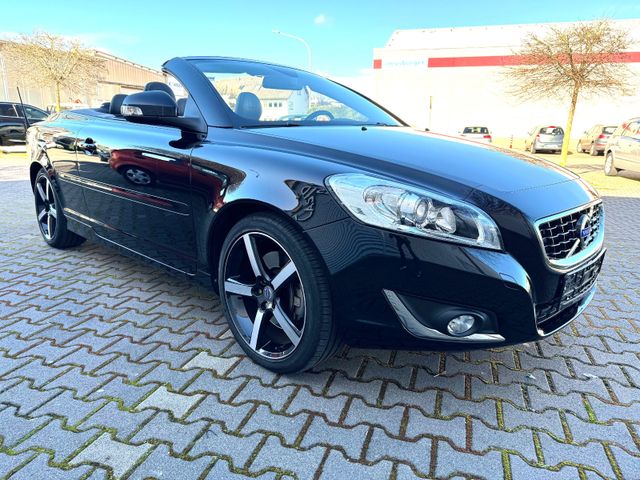 Volvo C70 D3 Inscription - XENON + PDC + NAVI