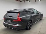 Volvo V60 T8 AWD Recharge  R-Design PANO/ HUD/ AHK - Volvo: Allradantrieb, Kombi