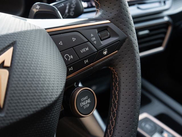 Formentor 1.5 TSI e-Hybrid VZ FACEL. MATRIX-LED