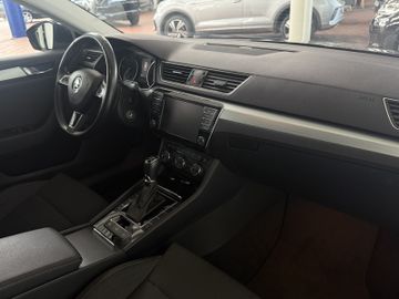 Skoda Superb COMBI 2.0 TDI DSG XENON NAVI ACC AHK