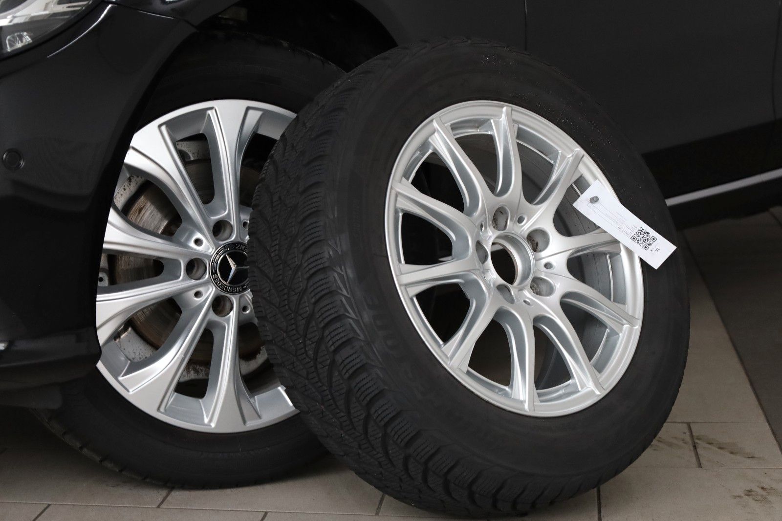 Fahrzeugabbildung Mercedes-Benz C 180 CGI T T.Leder,Navi,LED.Panorama,Kamera