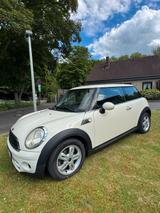 MINI MiNI COPPER 1.6 D START STOP GO-LEYS GO VO... - MINI Cooper mit Diesel-Antrieb: 1.6
