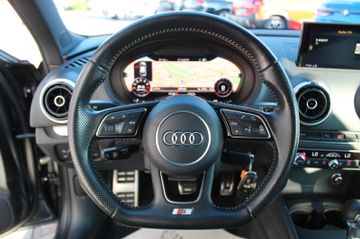 Fahrzeugabbildung Audi A3 1.4 TFSI 2x S Line VC+ACC+18"
