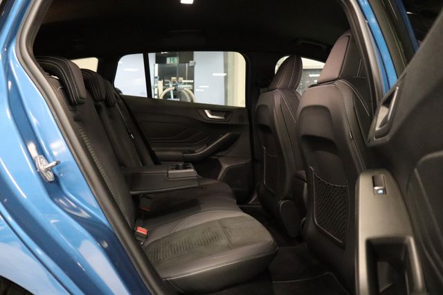 Fahrzeugabbildung Ford Focus Turnier ST 2.3 Eco Performance |1HAND|B&O|