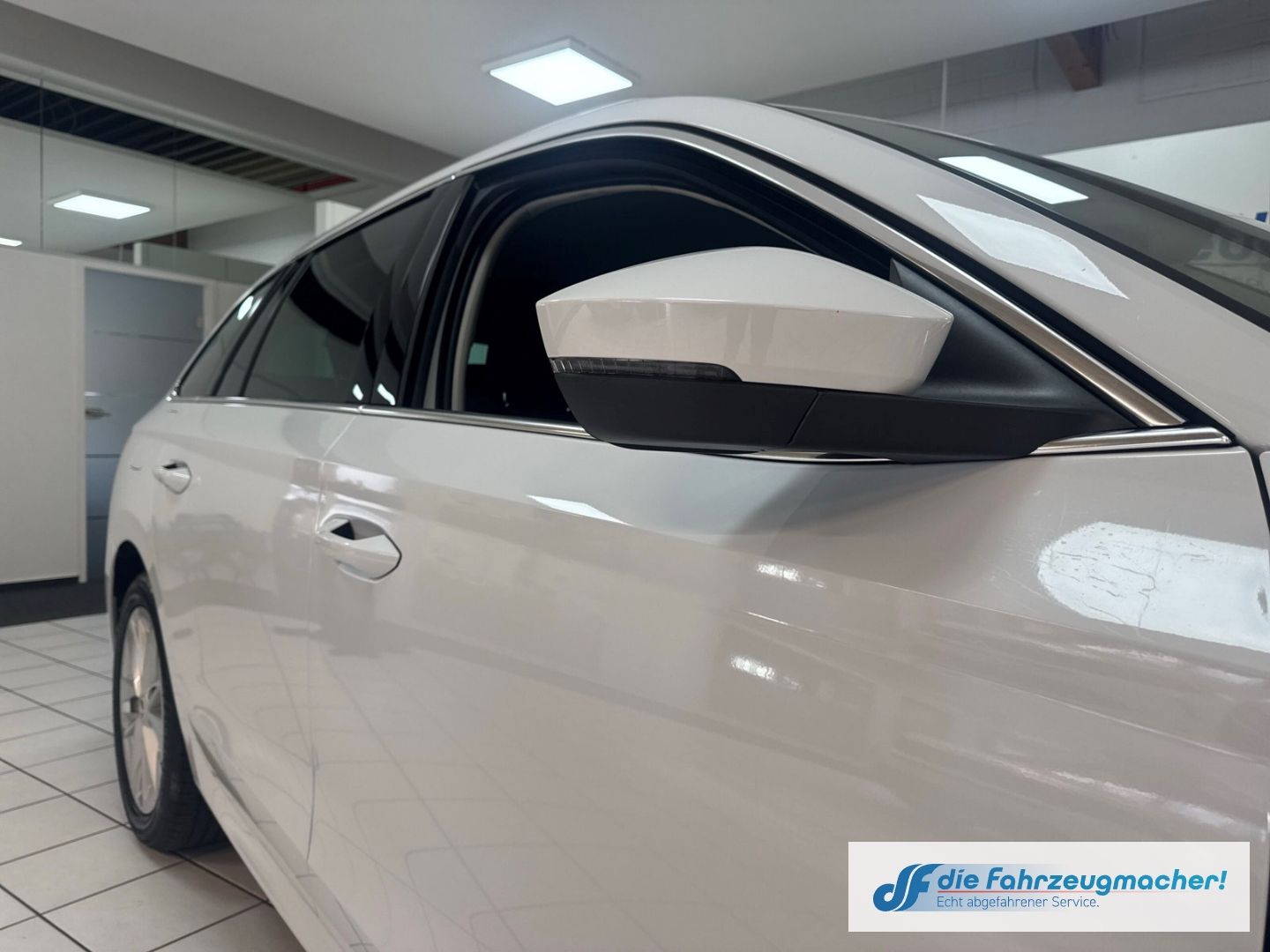 Fahrzeugabbildung SKODA Octavia Combi 1.5 TSI mHEV 85 kW Selection Navi