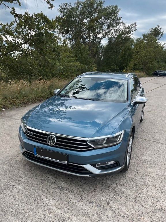 Image of Volkswagen Passat Alltrack