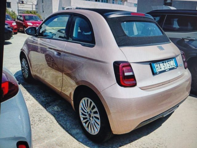 Fiat FIAT 500e Cabrio 42 kWh ROSE GOLD imagem 3