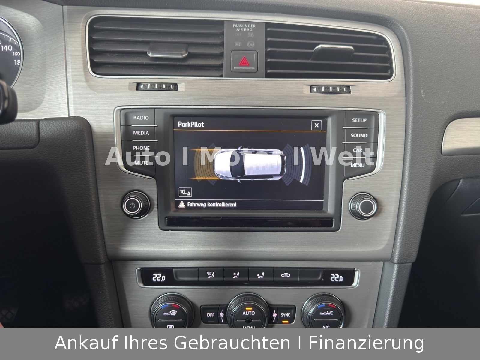 Fahrzeugabbildung Volkswagen Golf VII Lim. Comfortline BMT 1.HAND ALU/KLIMA