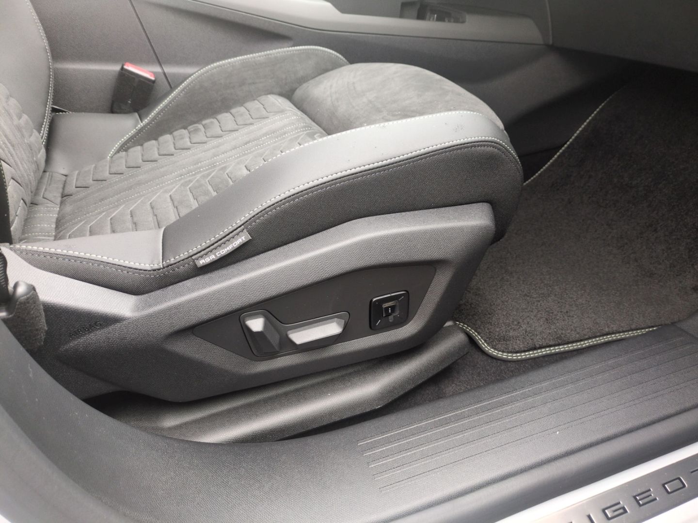 Peugeot 3008 - Bild 25