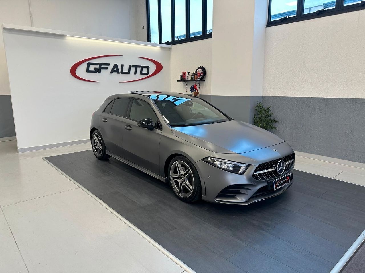 Mercedes-Benz Mercedes-benz A 180 d Automatic Executive imagem 2