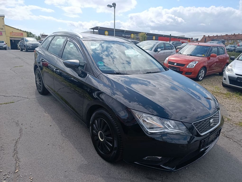 SEAT Leon ST Style*SITZH*PDC*KLIMA*TEMP*MFL*4EL FENST