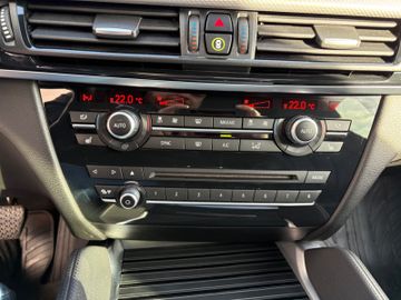 Fahrzeugabbildung BMW X6 M50 d AHK HUD H&KRFK 360° AT Motor uvm.