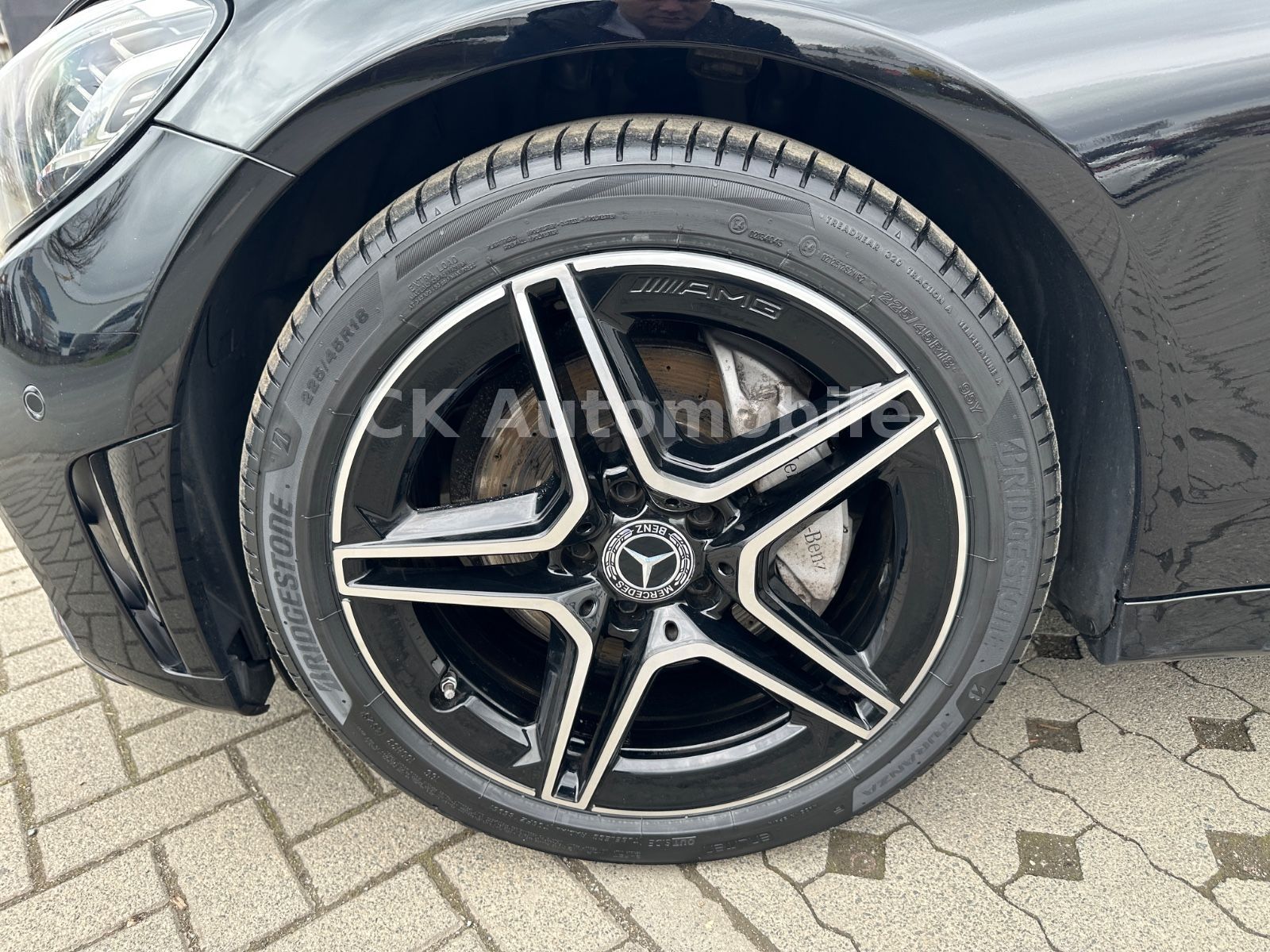 Fahrzeugabbildung Mercedes-Benz C 220d T  4Matic AMG-Line/Navi/LED/Kam/