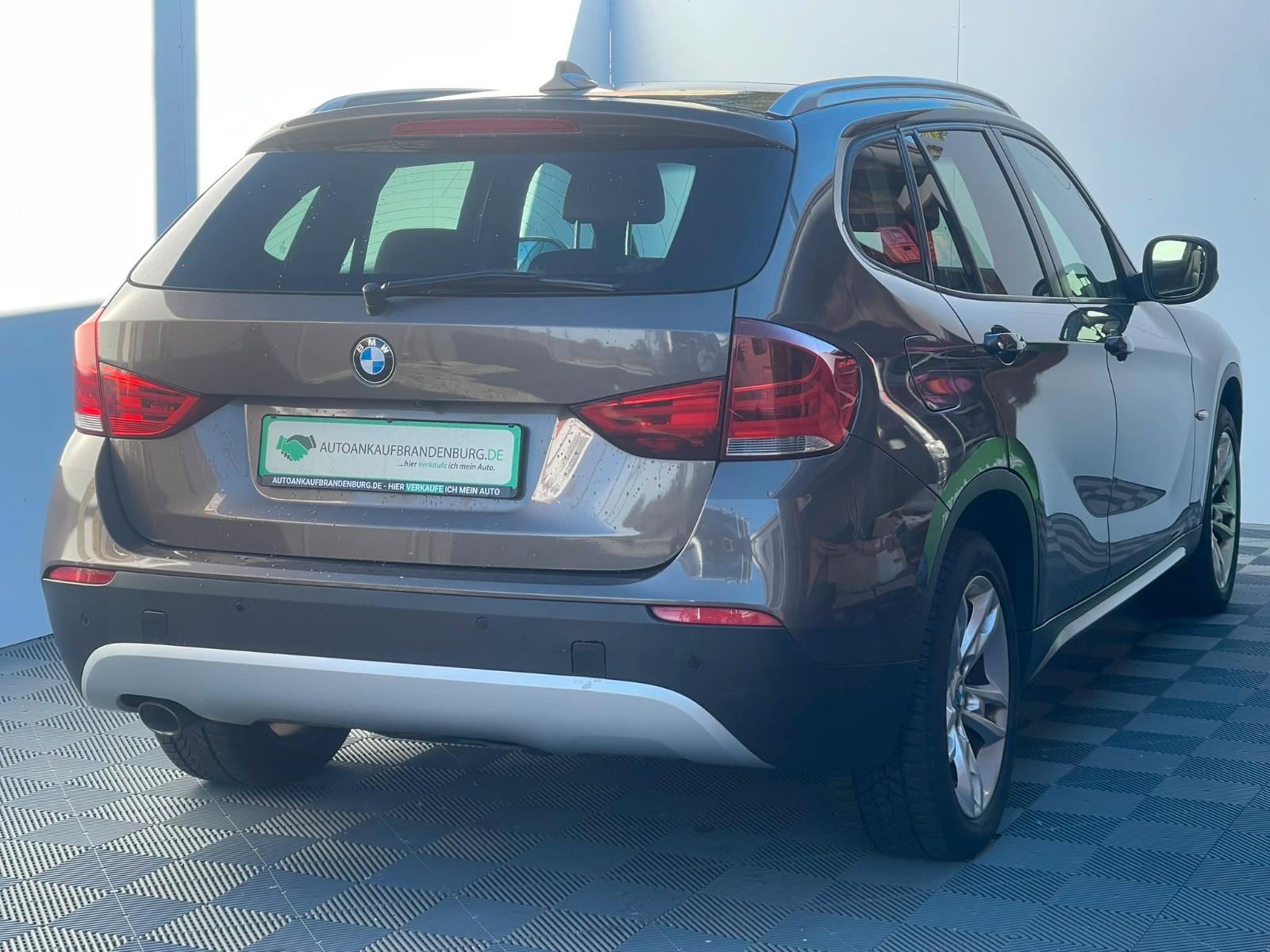 BMW X1 xDrive18d 143 ch xLine • 4x4 • Boîte auto • Toit pano • GPS • Radars AV/AR