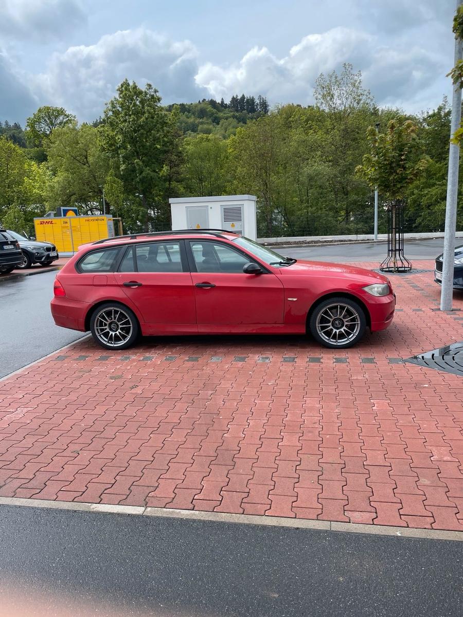 BMW 320, 2005