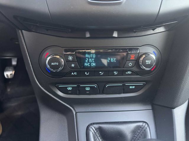Ford Focus 2.0 EcoBoost ST NaviKlimaLMF