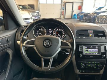 Skoda Yeti Edition *1. Hand*Klima*SHZ*AHK*Bi-Xenon*