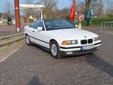 BMW Cabrio 325 i E36 Automatik Bj. 1993 TÜ... - BMW 325 aus 1993: 325i E36