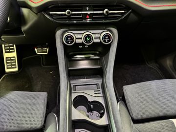 Skoda Kodiaq 1.5 TSI Sportline AHK+Panodach+Matrix