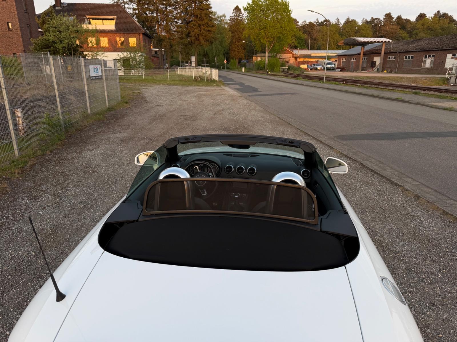 Audi TT Roadster 1.8 TFSI S-line