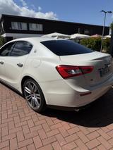 Maserati Ghibli 3.0 V6 S Q4 Automatik S - weiße Maserati Ghibli