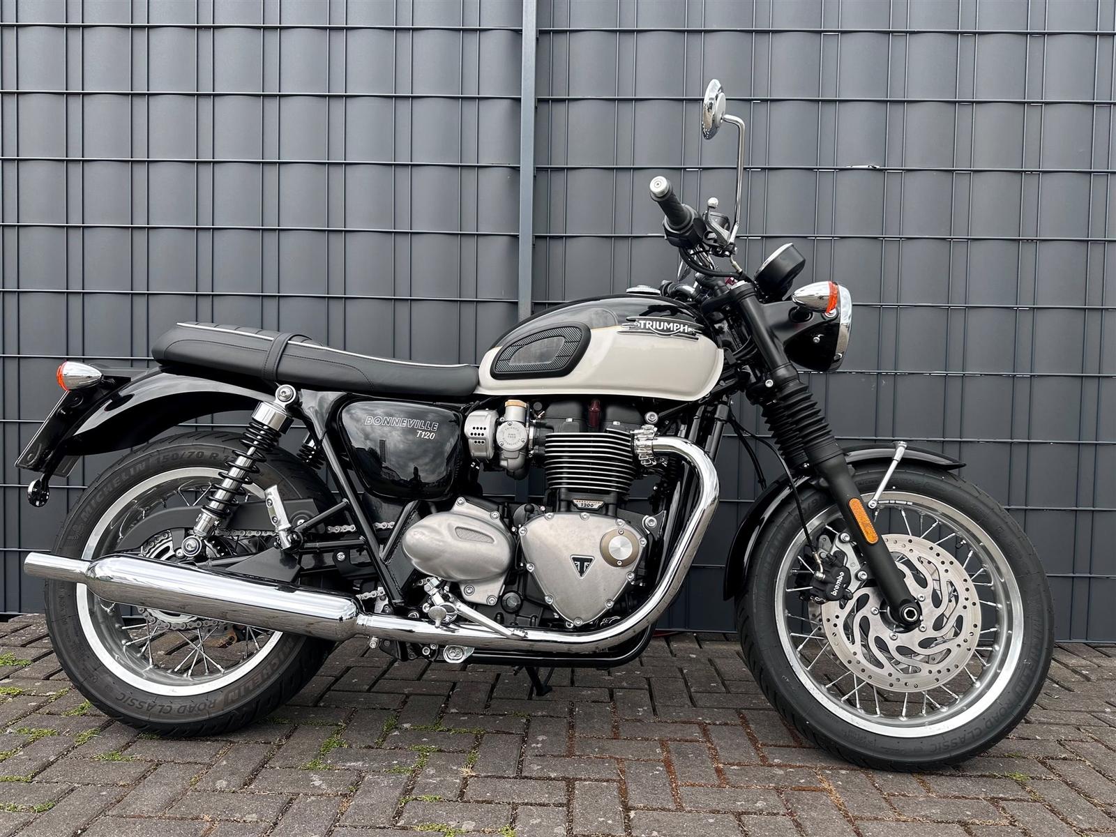 Triumph Bonneville T120