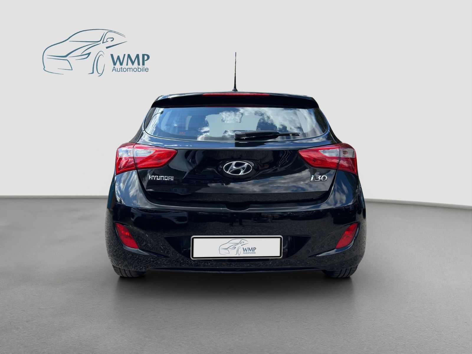 Fahrzeugabbildung Hyundai i30 Classic /Klimaanlage/Sitzhz./LED/TÜV Neu