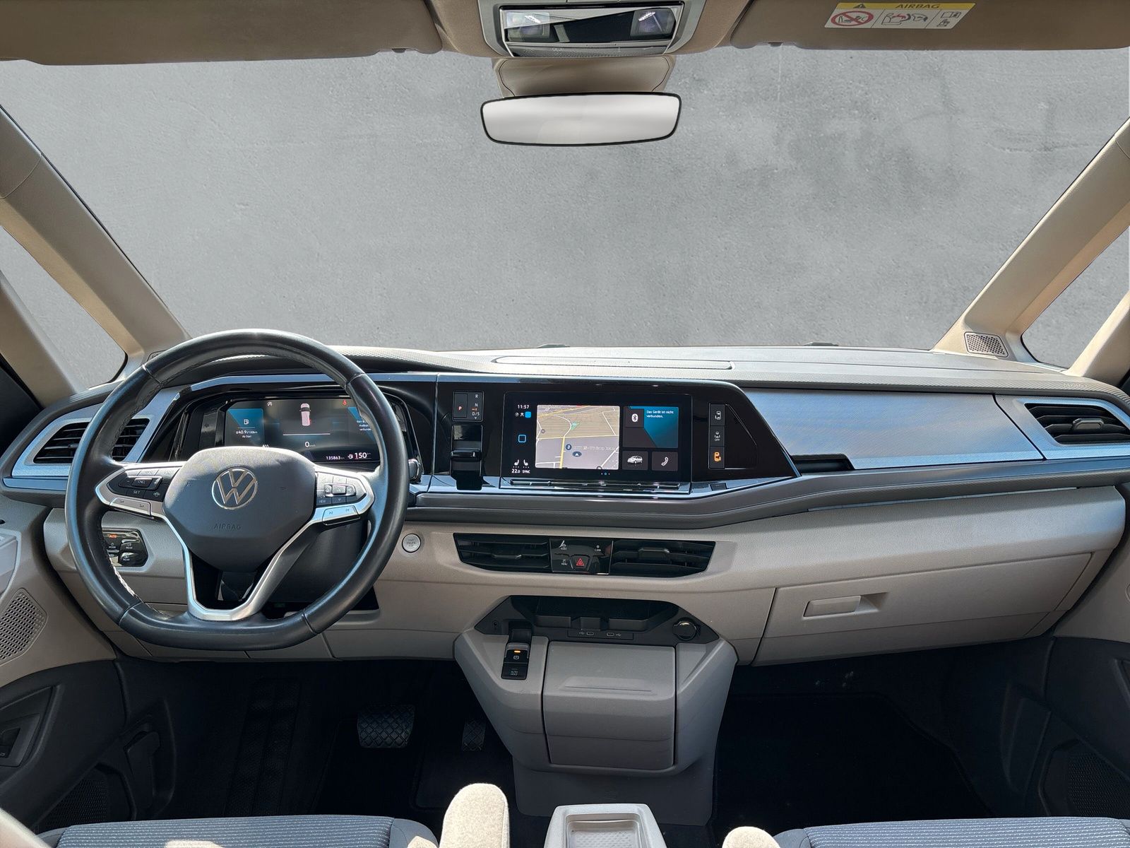 Fahrzeugabbildung Volkswagen T7 Multivan 2.0 TDI DSG RFK App-Connect