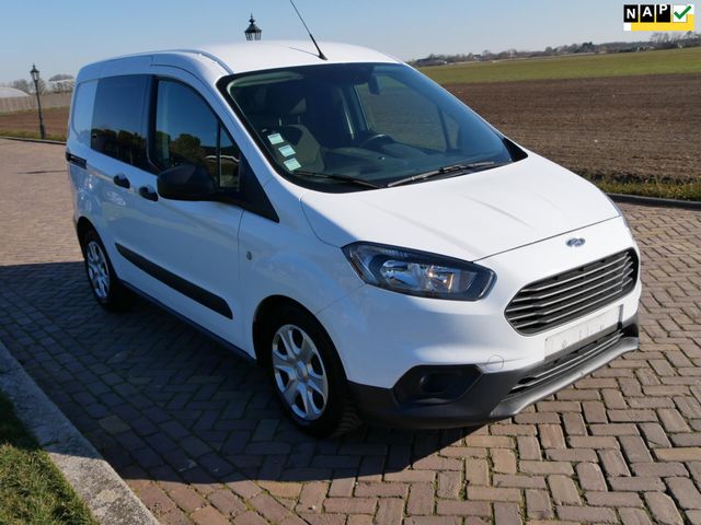 Ford Transit Courier 1.5 TDCI Limited Duratorq S&S AC