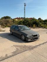 BMW E36 328I Touring - BMW 328: Kombi, E36