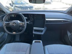 Foto Nummer 8: RENAULT Scenic E-TECH