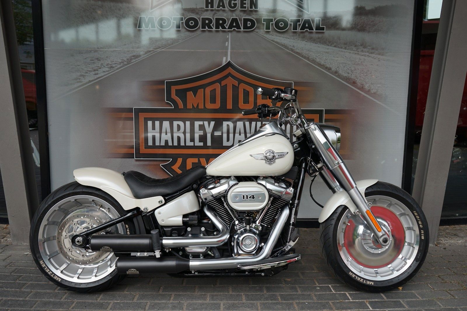 Fahrzeugabbildung Harley-Davidson Fat Boy 114 -Heckumbau-Jekill-Besser wie neu!