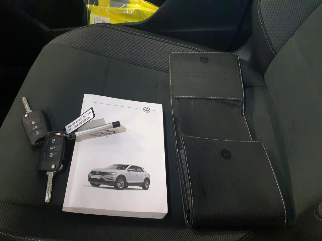 Volkswagen T-Roc Style 1.5 TSI 110kW 7-Gang DSG 4 Türen