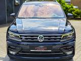 Volkswagen Highline 4Motion RLine VirtualCockp. HeadUp 360° - Volkswagen Tiguan: Rline
