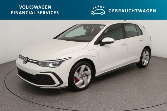 Volkswagen Golf GTE 1.4 TSI Hybrid 110kW 6-Gang DSG 4 Türen