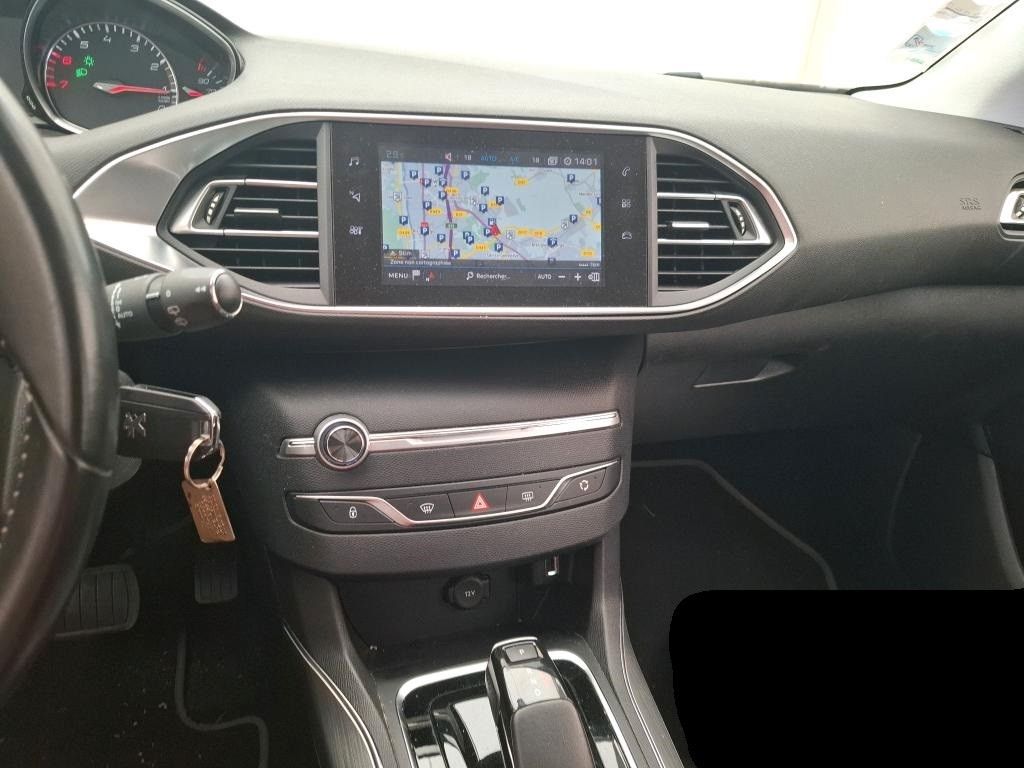 Fahrzeugabbildung Peugeot 308 Active 1.2T NAVI/LED/PDC/TEMPOMAT/ALU