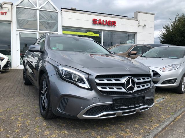 Mercedes-Benz GLA 180 GLA -Klasse GLA 180