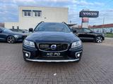 Volvo XC70 D4 AWD Summum ACC StandHzg Xenon AHK - scheckheftgepflegte Volvo XC70